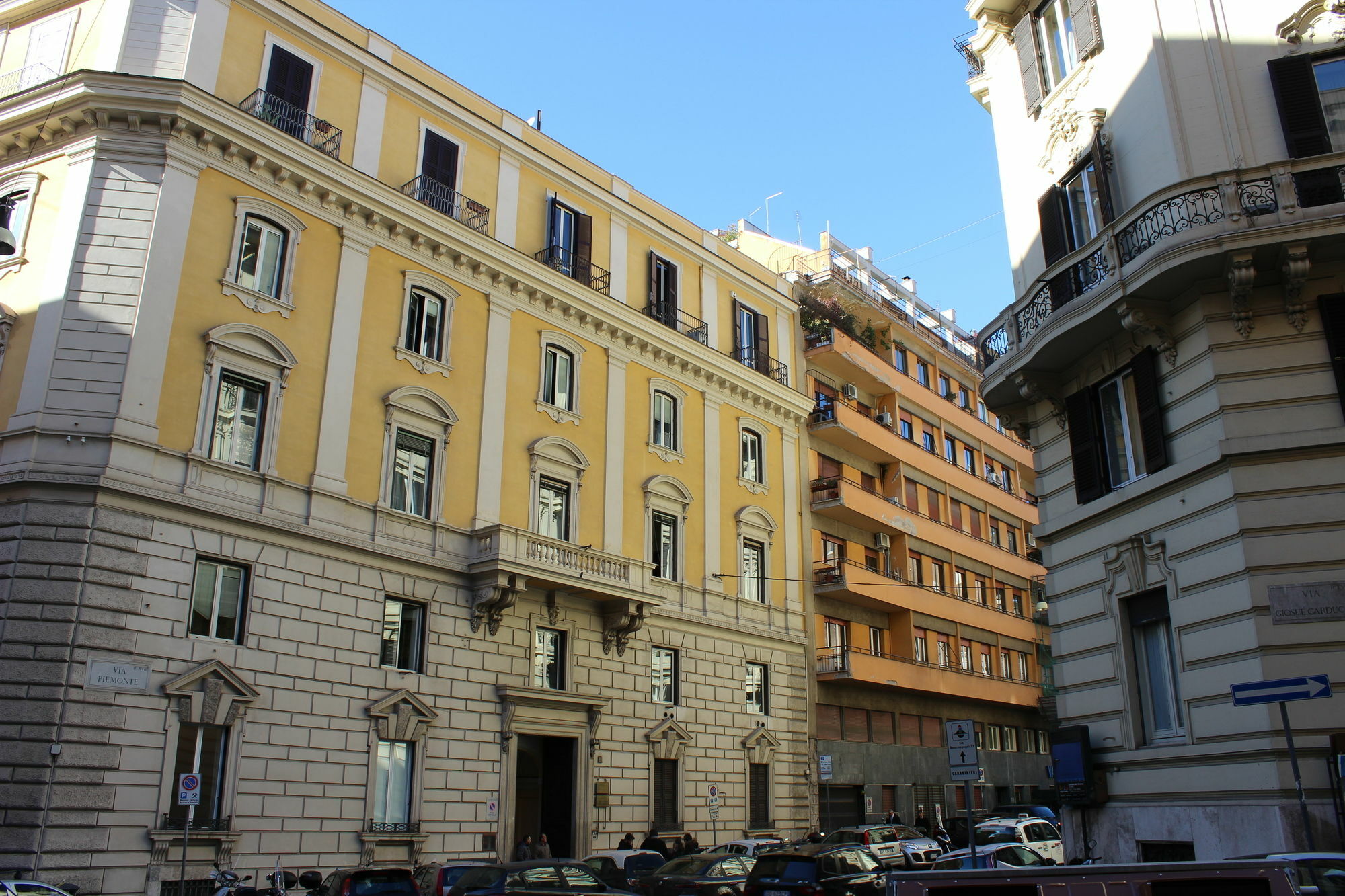 Residenza Monfy Pensión Roma